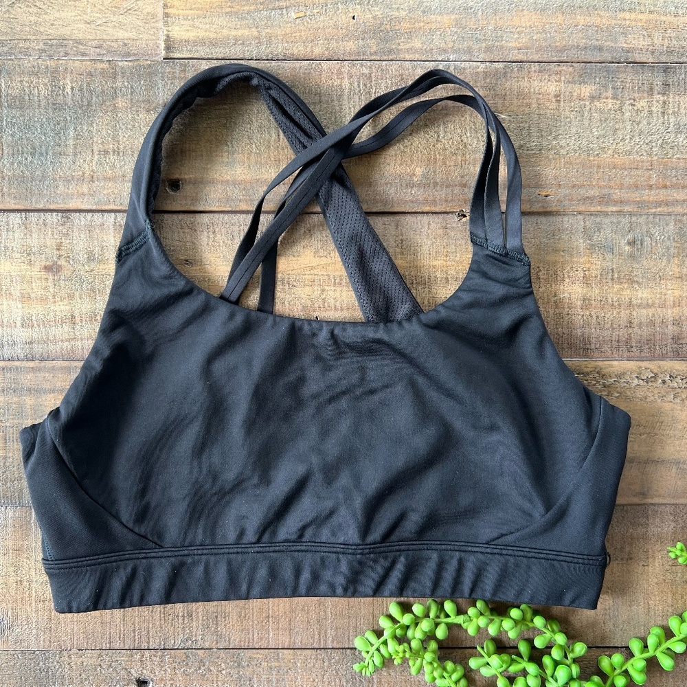Athleta Run Free Sports Bra
